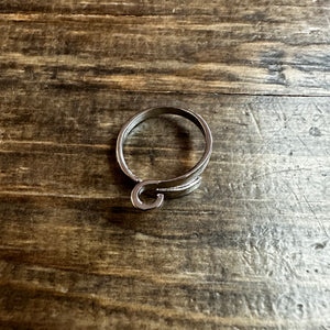 Open image in slideshow, Adjustable Tension Ring
